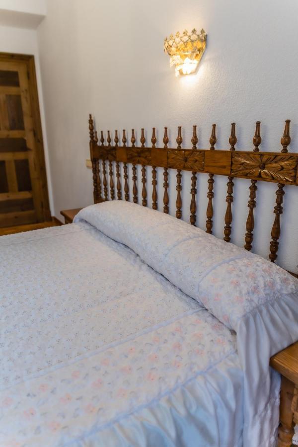 Hostal ซานโตโดมิงโก เด ซีลอส ภายนอก รูปภาพ